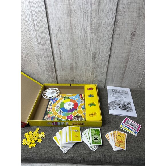The Game Of Life Junior Board Game Ages 5+ By Hasbro Gaming - Picture 6 of 6
